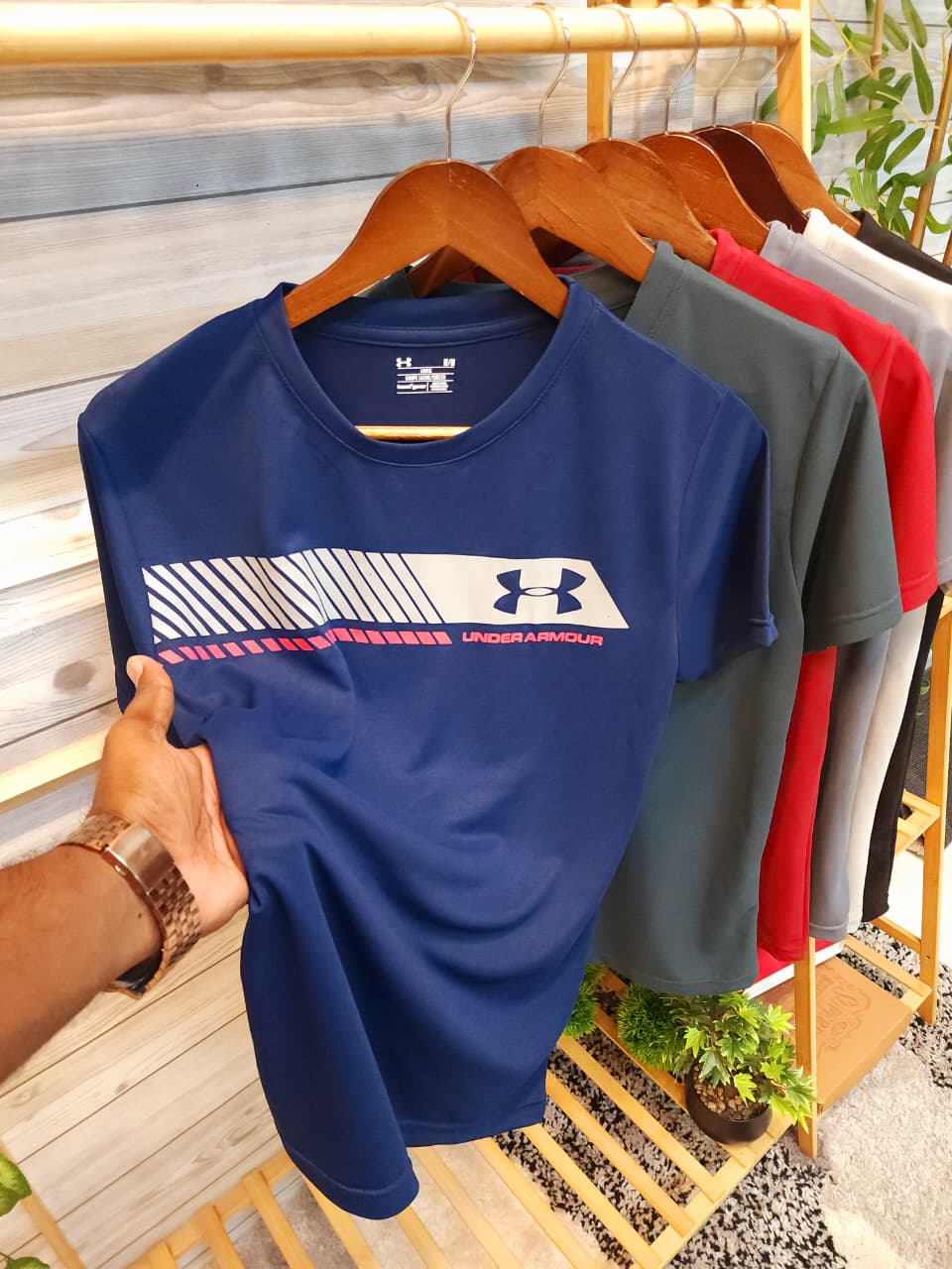 UNDER ARMOUR T=Shirts